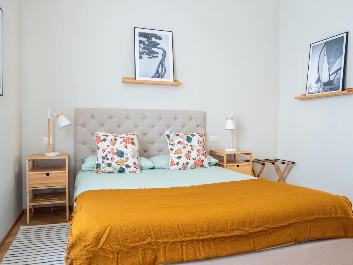 The Best Rent - Cozy Two-Bedrooms Apartment In Pasteur District Milan Bagian luar foto