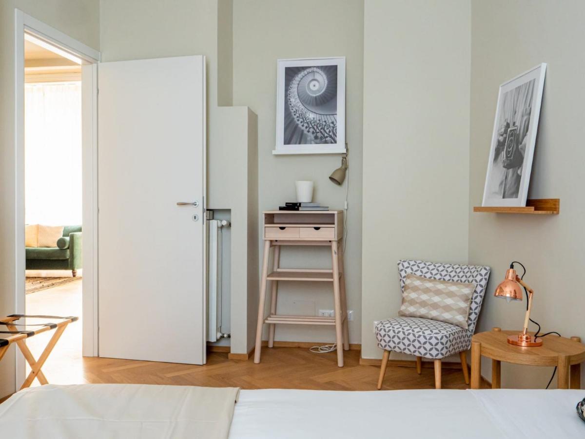 The Best Rent - Cozy Two-Bedrooms Apartment In Pasteur District Milan Bagian luar foto