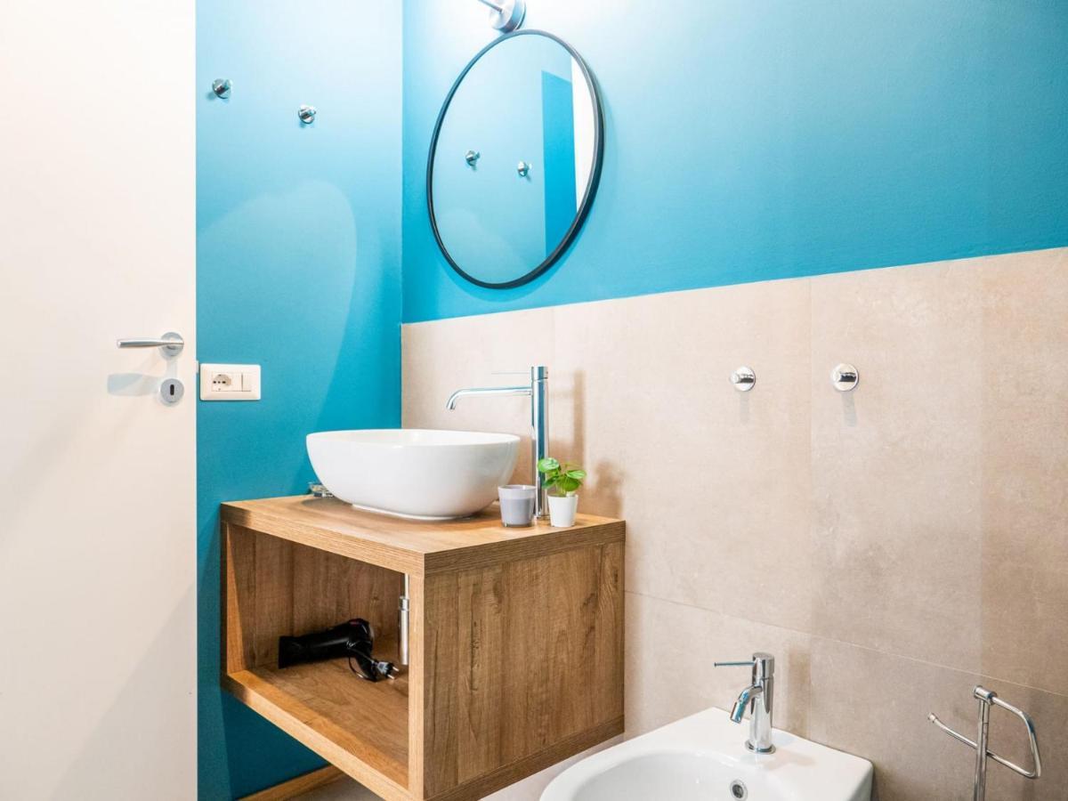 The Best Rent - Cozy Two-Bedrooms Apartment In Pasteur District Milan Bagian luar foto