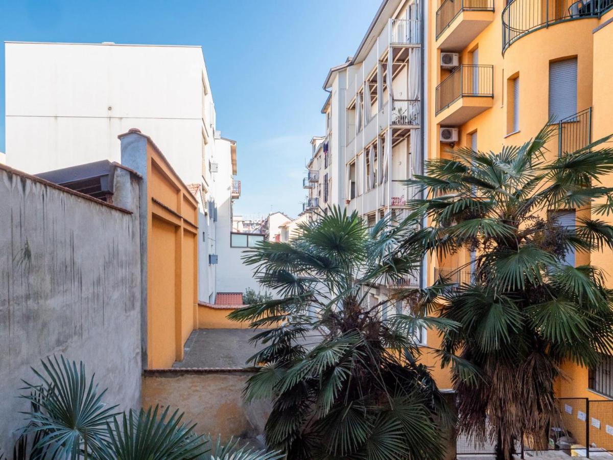 The Best Rent - Cozy Two-Bedrooms Apartment In Pasteur District Milan Bagian luar foto